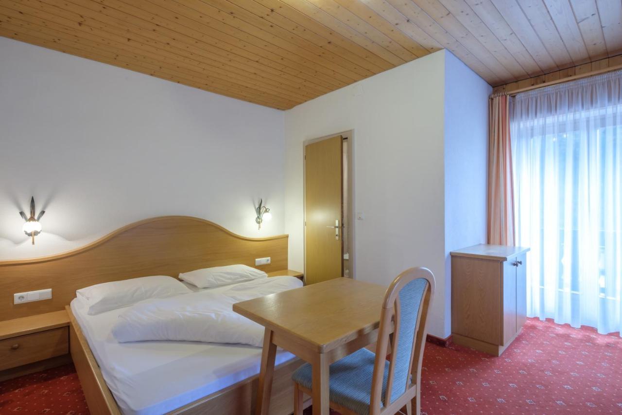 Gasthof Loewen Nova Levante Bagian luar foto